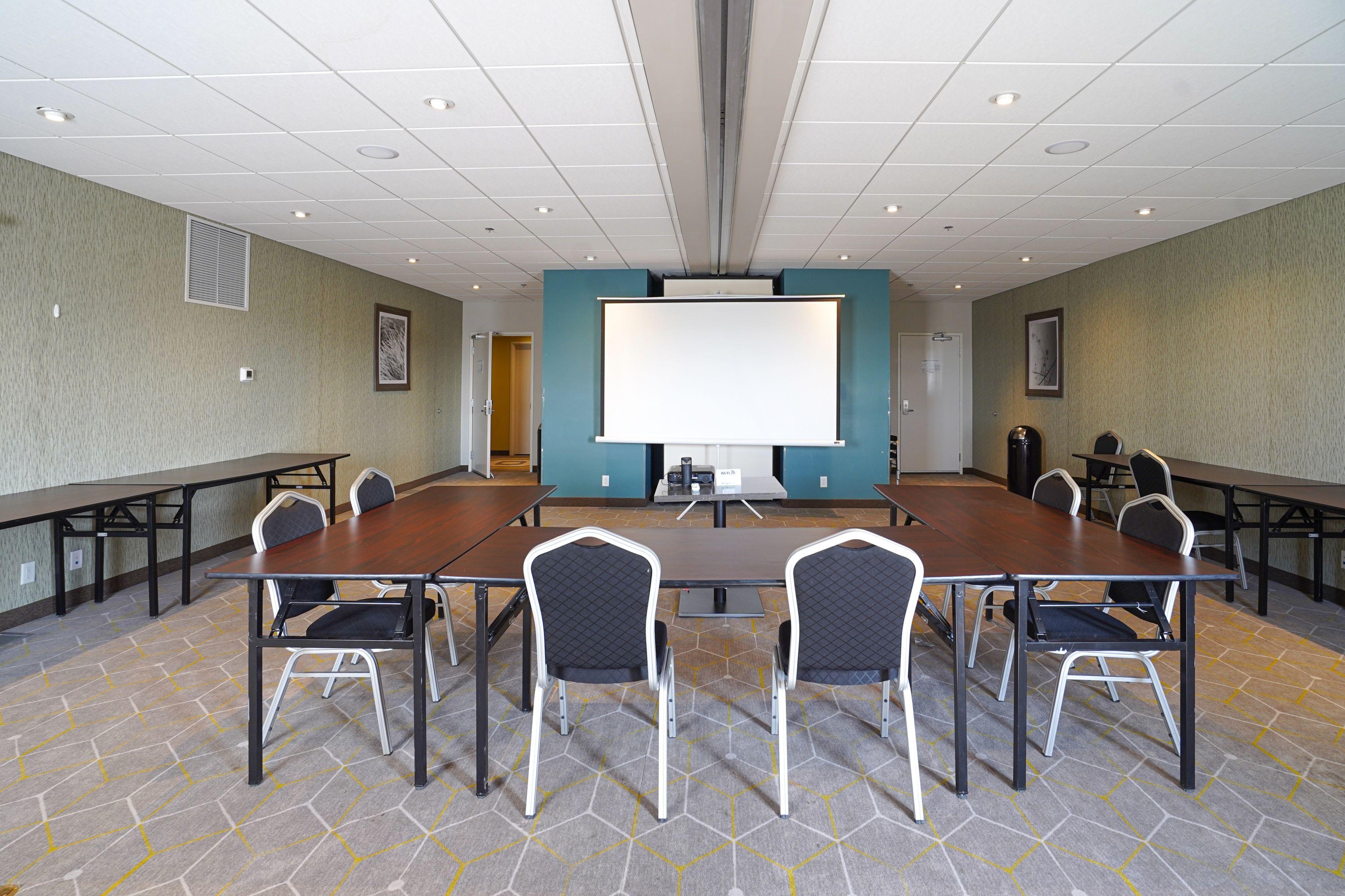 Fairfield Inn & Suites By Marriott Airdrie Bagian luar foto